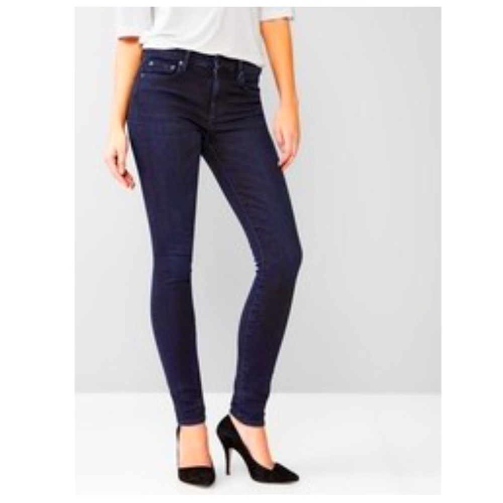 GAP Resolution True Skinny Jeans size 33